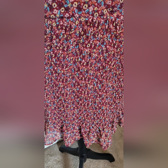 Rowa Red Floral Long Sleeve Dress, Smocked Detail| Size L - Picture 3 of 10